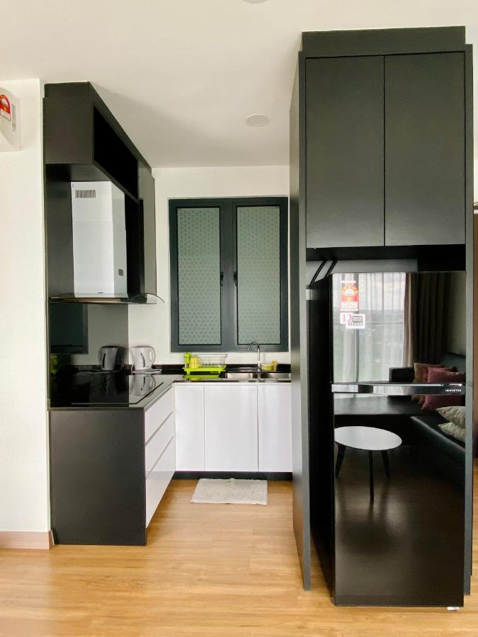 Dream Suite 2 - Landmark Residence 1, High Floor, Nice View, Wi-Fi & Tv Box カジャン エクステリア 写真